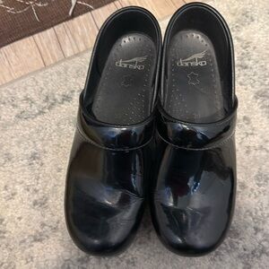 Latin leather Dansko clogs